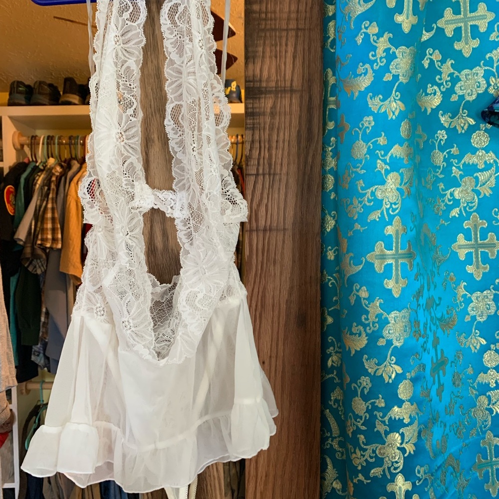 Fredericks of Hollywood negligee